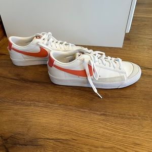 Womens Nike shoes size 10